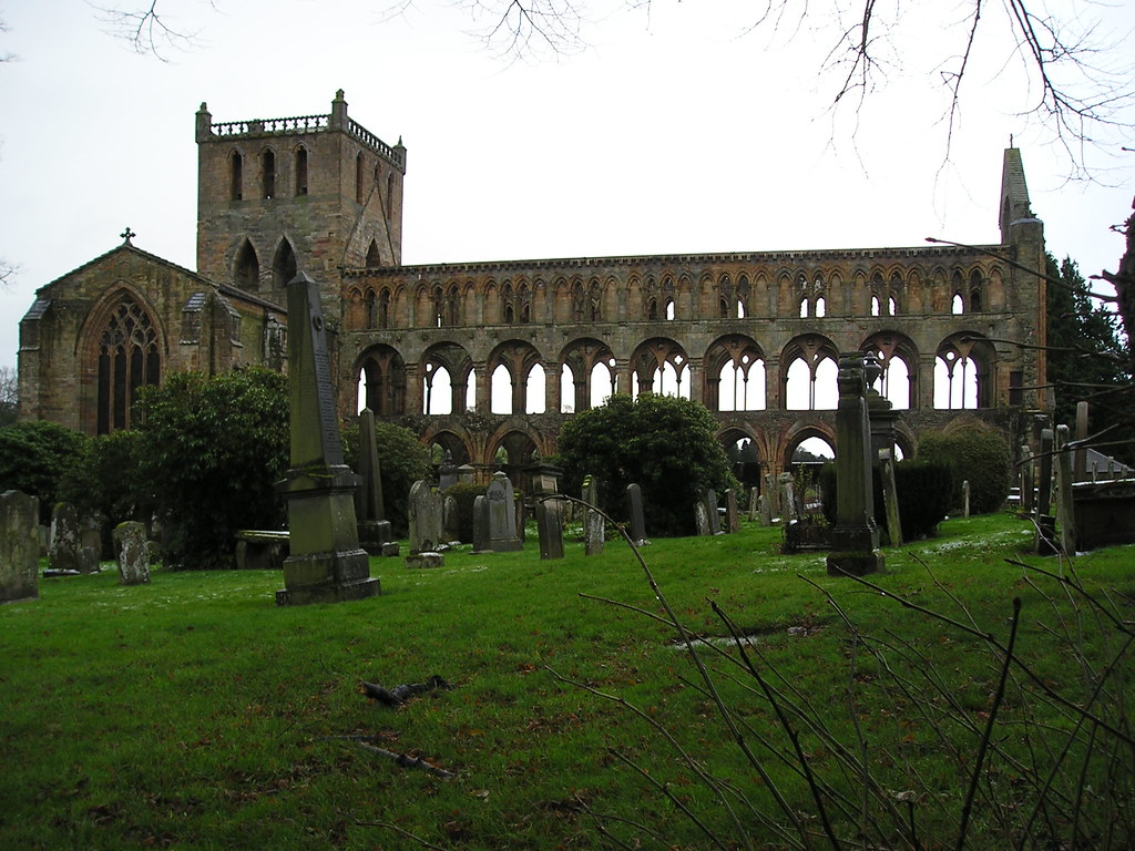 Jedburgh Abbey 3 Jedburgh Abbey, Scotland robpattison Flickr