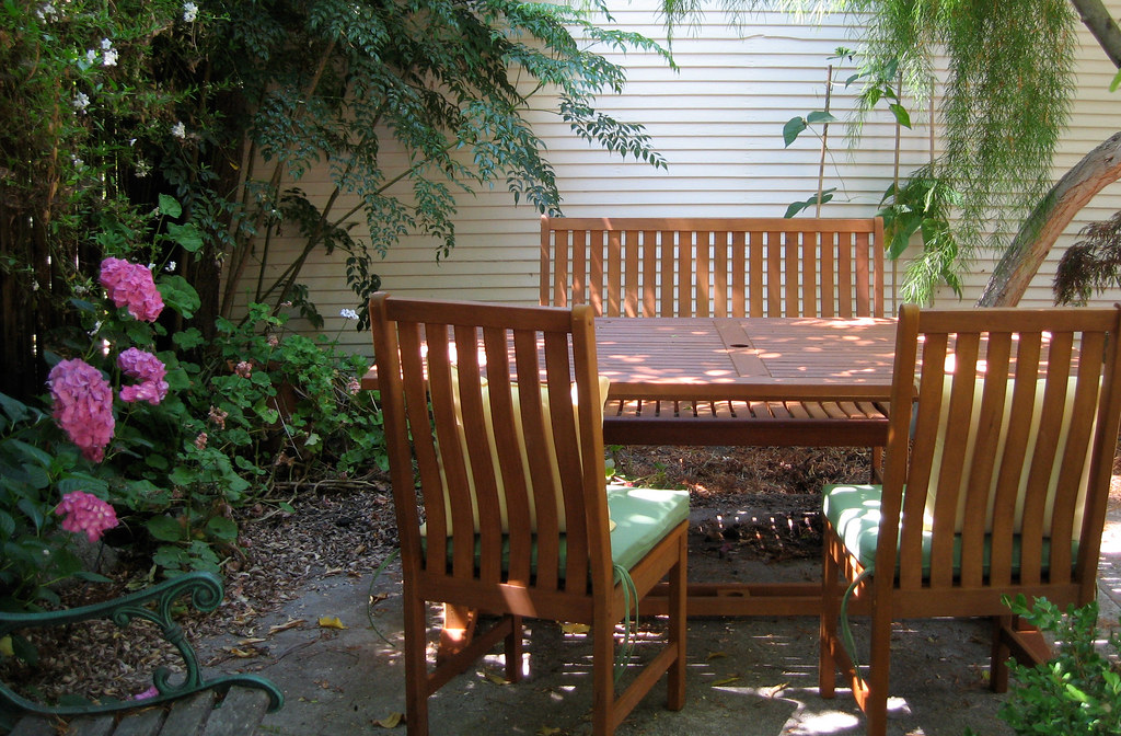 New Patio Furniture at Park Court Ahh, there's nothing qui… Flickr
