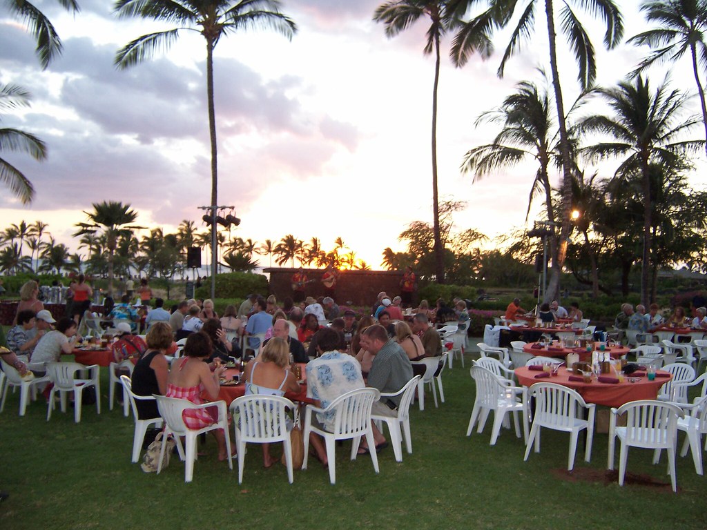 The Royal Luau at the Waikoloa Beach Marriott resort Hawai… Flickr