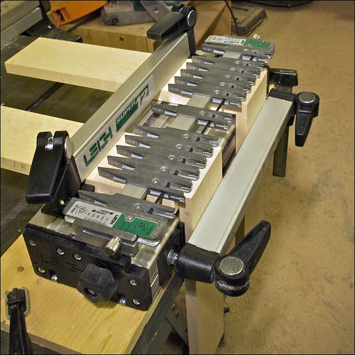 Leigh Super 12 Dovetail Jig My old dovetail jig gave up th… Flickr