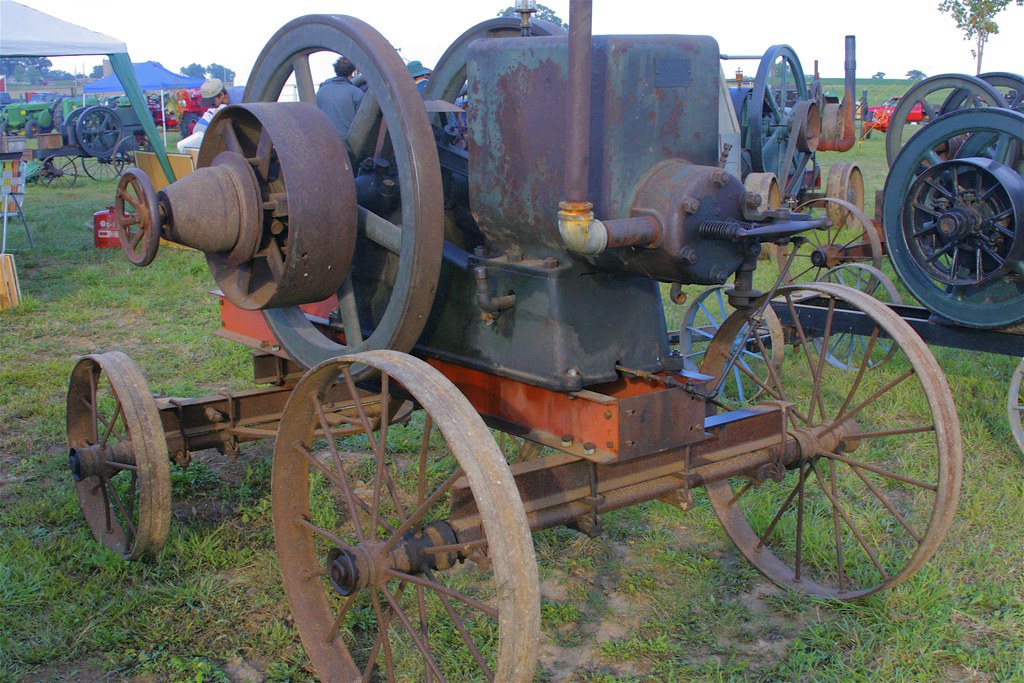 Steam Engine 21st ANNUAL PICKETT STEAM & GAS ENGINE SHOW Dan Mullen