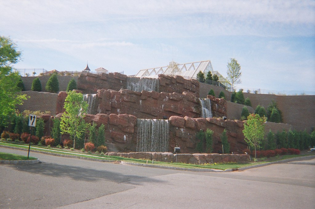 Fake Waterfall, Four Seasons at Great Notch, Clifton, NJ Flickr