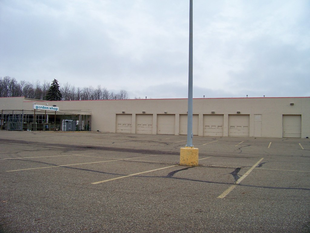 KMART Auto Service CTR. Kmart 1447 n main st north canton,… Flickr