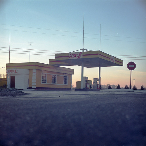 Fuel Station To Sleep HitchHike to Kiev from Moscow Happy… Flickr