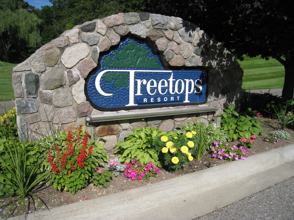 Treetops Resort Entrance Dan Perry Flickr