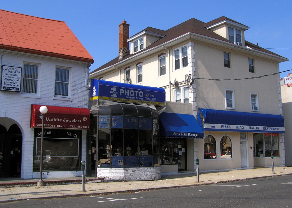 Retail Stores on Abbott Boulevard, Fort Lee NJ jag9889 Flickr