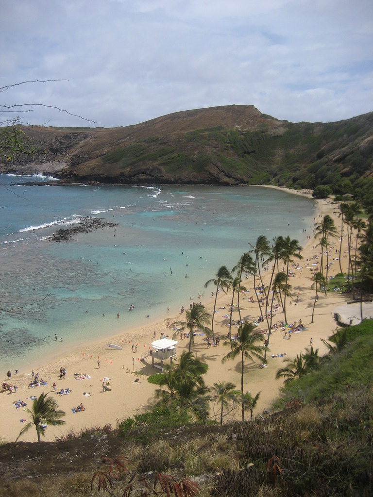 Hanauma Bay in O'ahu, Hawaii Mario Pineda Flickr