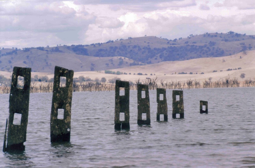 Hume Weir Hume Weir, near Albury NSW bendalot1 Flickr