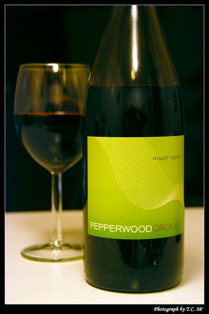 Grove Pinot Noir 在TW 其實早就喝過這支加州的Pinot Noir 在US買這瓶 當然又特別便… Flickr