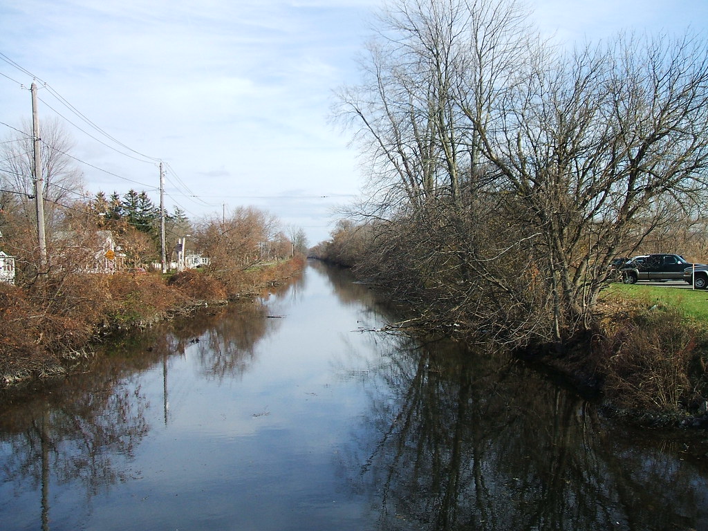 Erie Canal Canastota Looking down the old canal from Can… Flickr