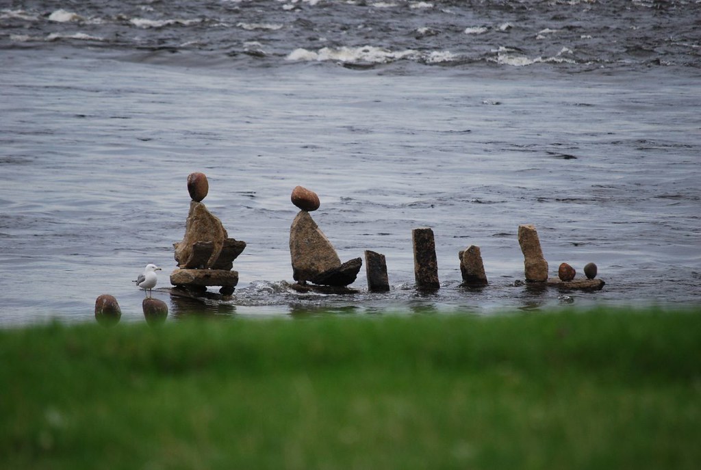 Ottawa River Rock Sculptures Near Tunney's Pasture in Otta… Flickr
