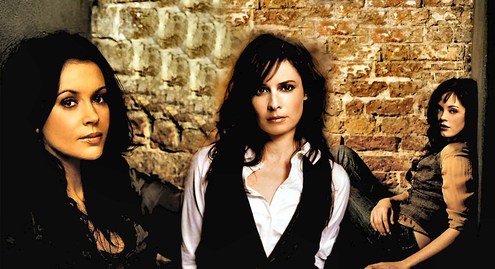 CHARMED SEASON 9 This is my favorite of the season 9 Charmed Starz