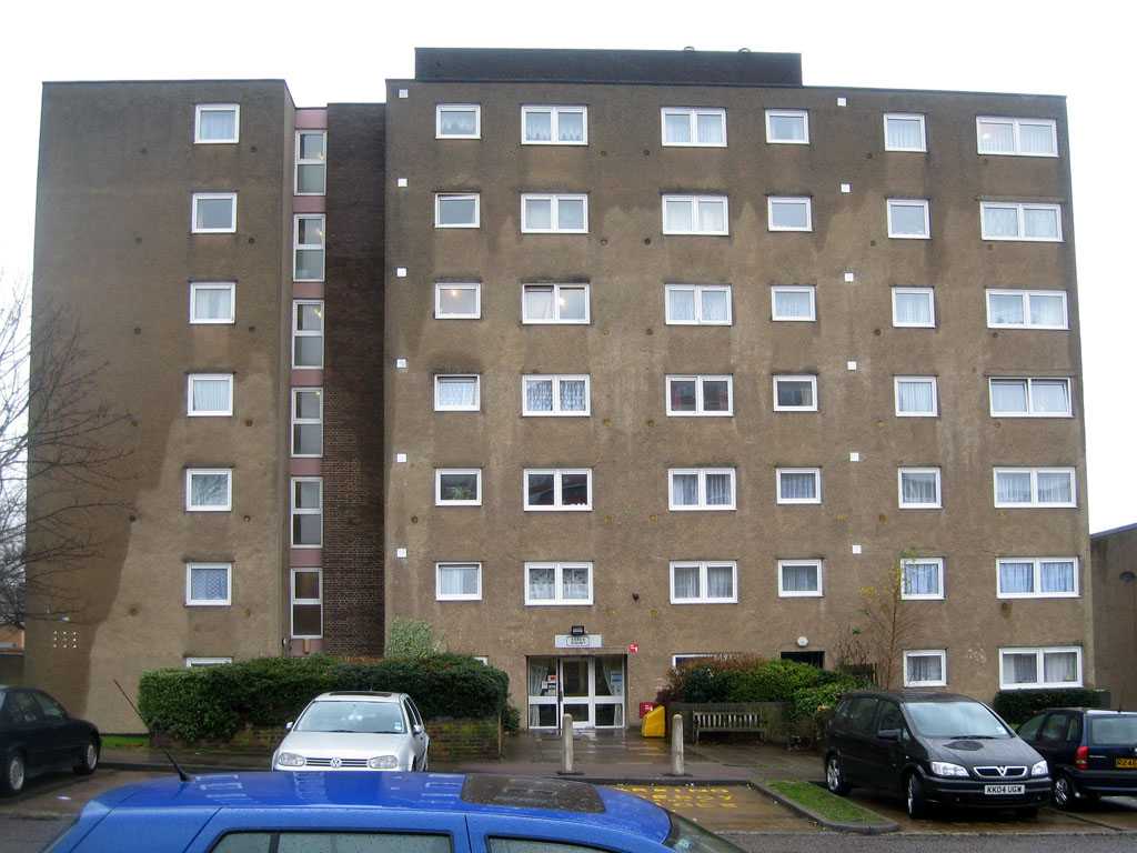 essex court, luton insert_user_name Flickr