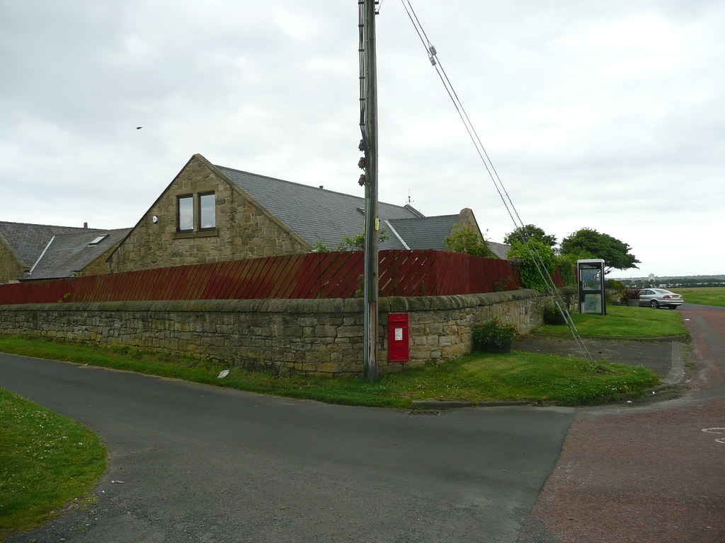 Old Hartley, Northumberland This box is facing the Delaval… Flickr