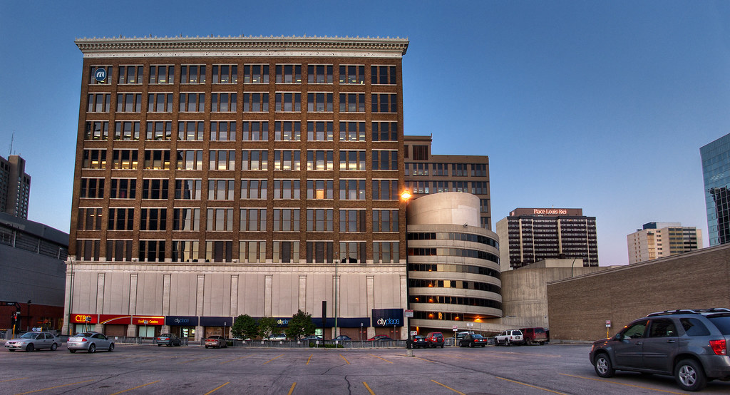City Place Donald Street, Winnipeg, Manitoba (1916). Bryan Scott