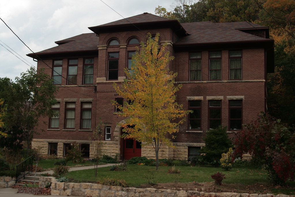 Maiden Rock Inn Maiden Rock, WI This is the building whe… Flickr