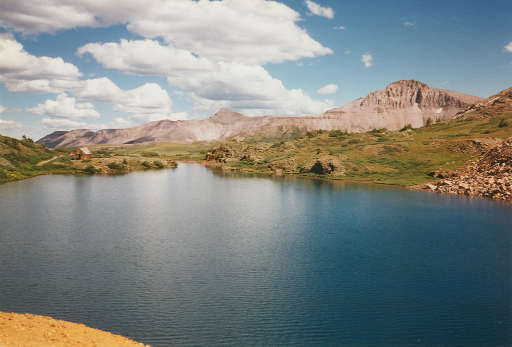 Kite Lake, Colorado Kite Lake is off the Stony Pass jeep t… Flickr