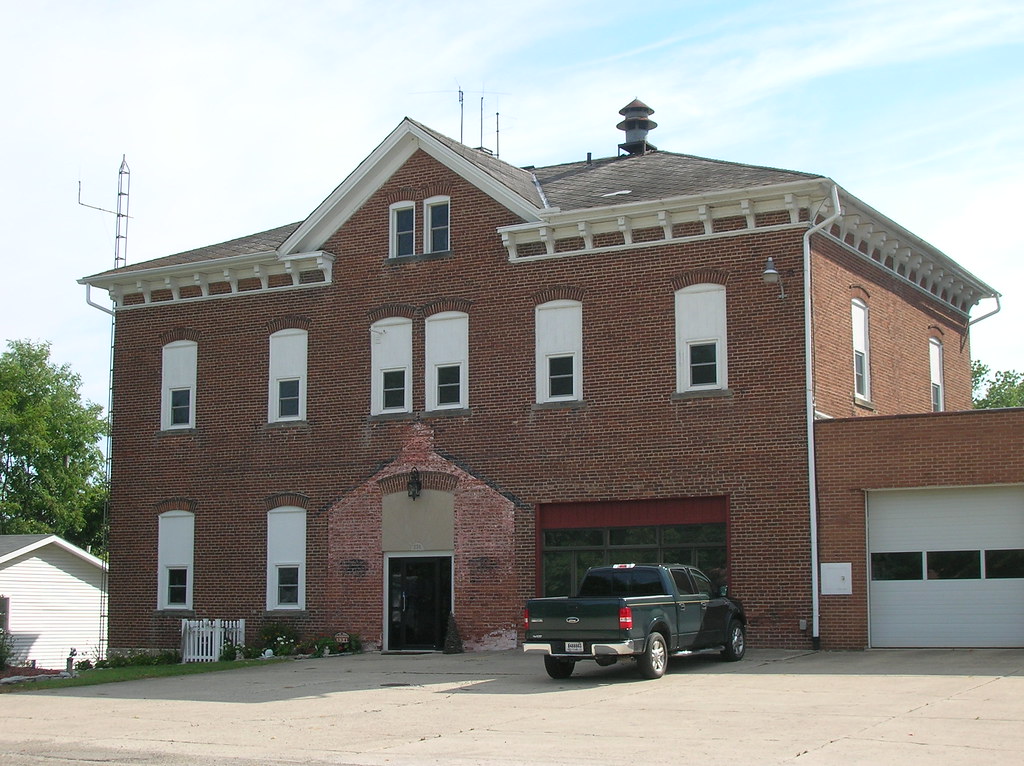 091408 Tremont City SchoolTremont City, Ohio Aaron Turner Flickr