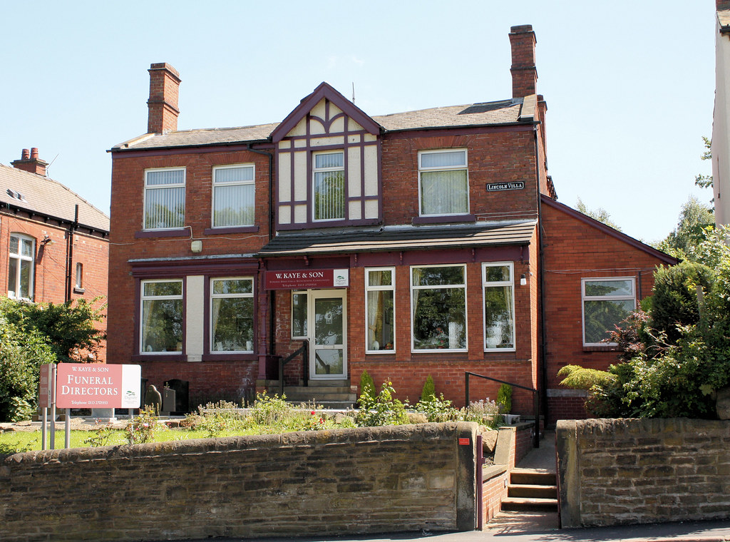 Leeds Beeston Hill In 1946 a Victorian villa was purchased… Flickr