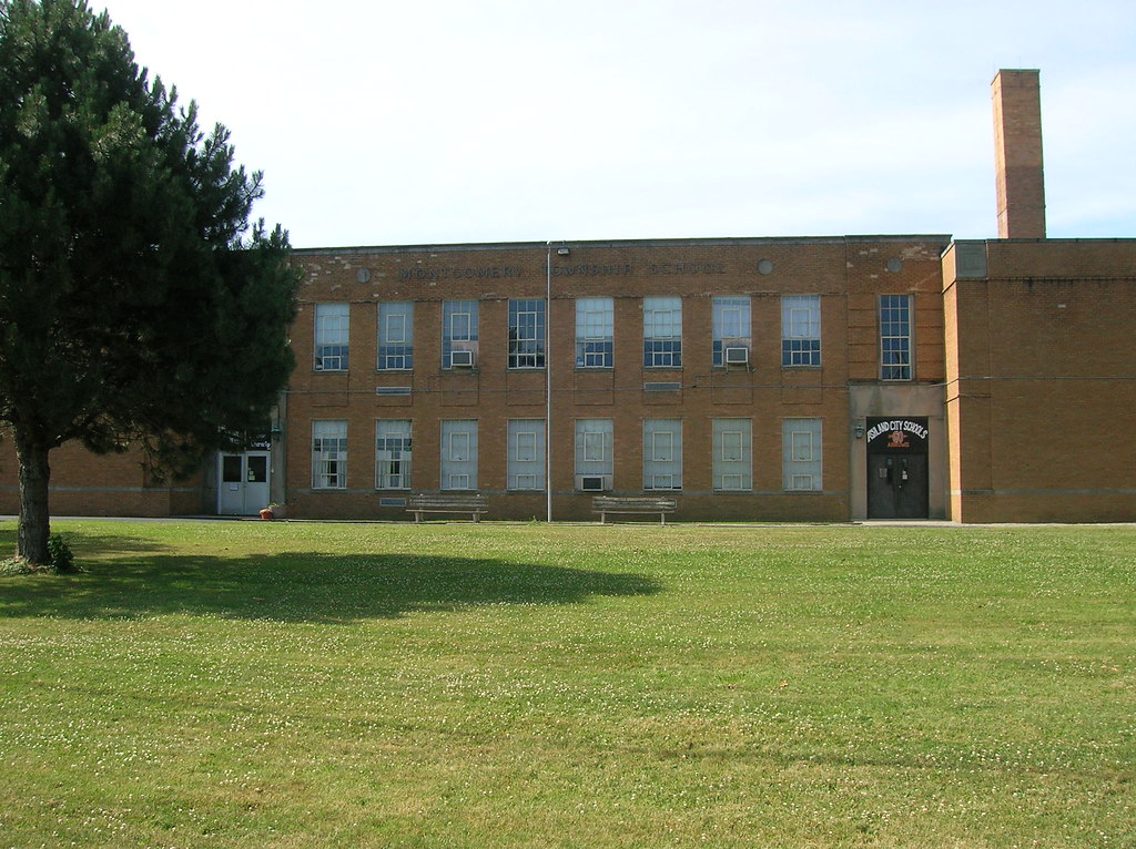 Montgomery Township School (1939, 1951)Ashland, Ohio Flickr