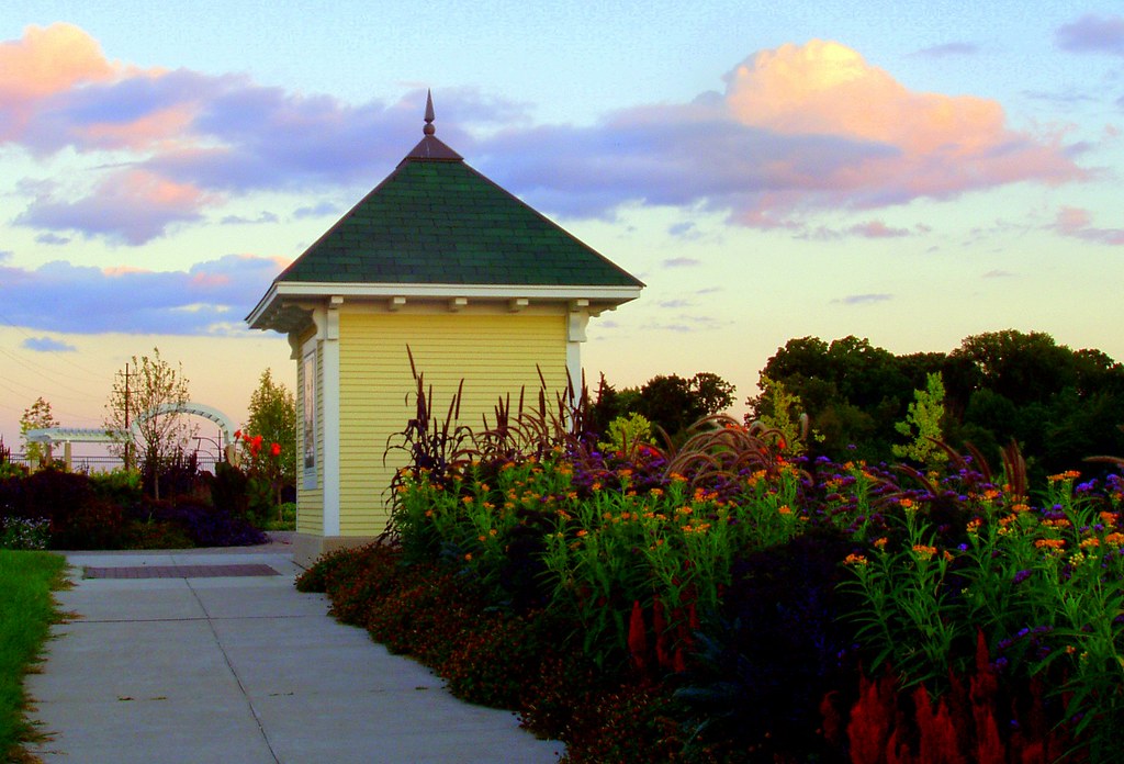 Longfellow Garden, Minneapolis I think Hiawatha Av. and th… Flickr