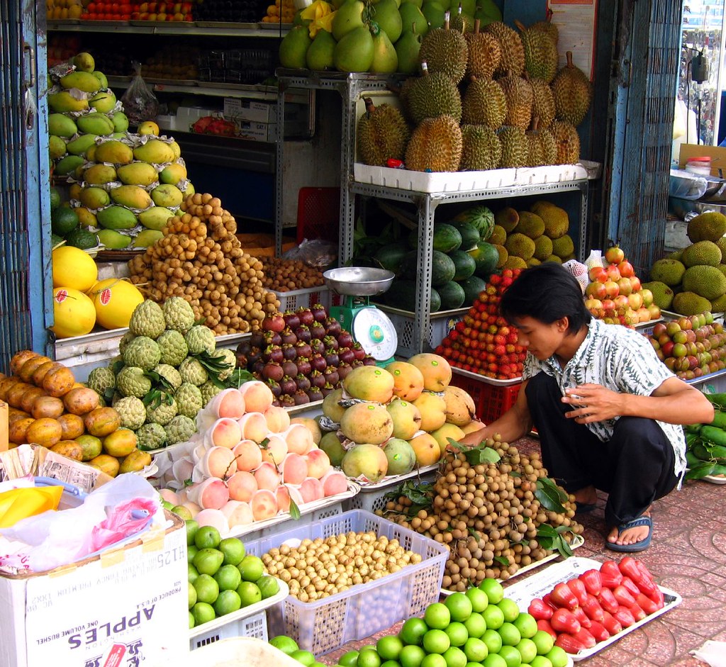 Fruit vendor at Ben Thanh Market Tu Flickr