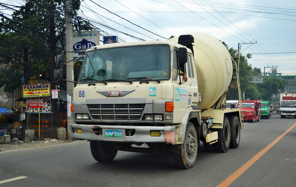 Hino Concrete Mixer Truck Cebu City Philippines prahatravel Flickr