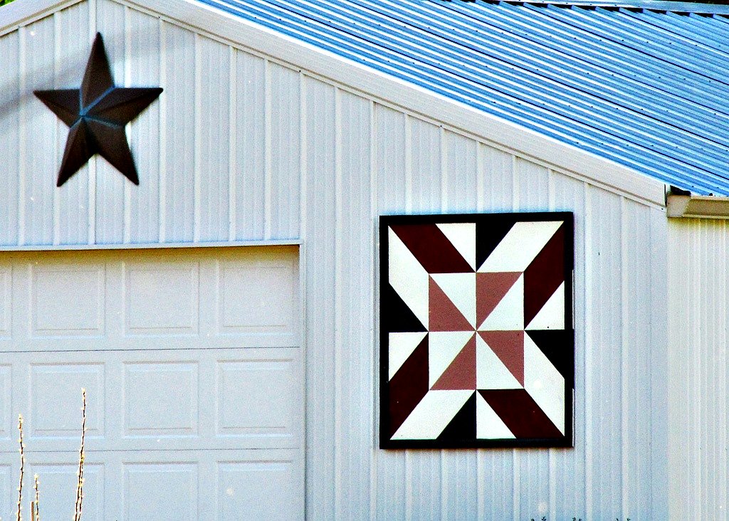 Quilt Square on a Barn I took some backroads coming home f… Flickr