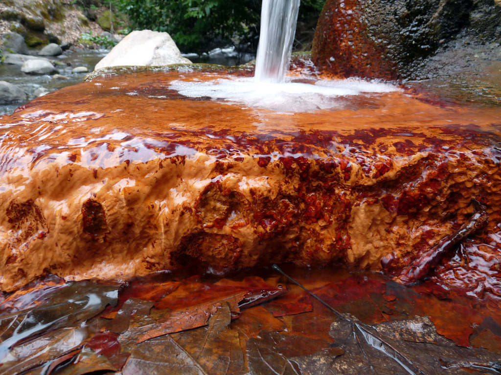 Ashland Mineral Spring Lithium oxide (Li2O) crust Flickr