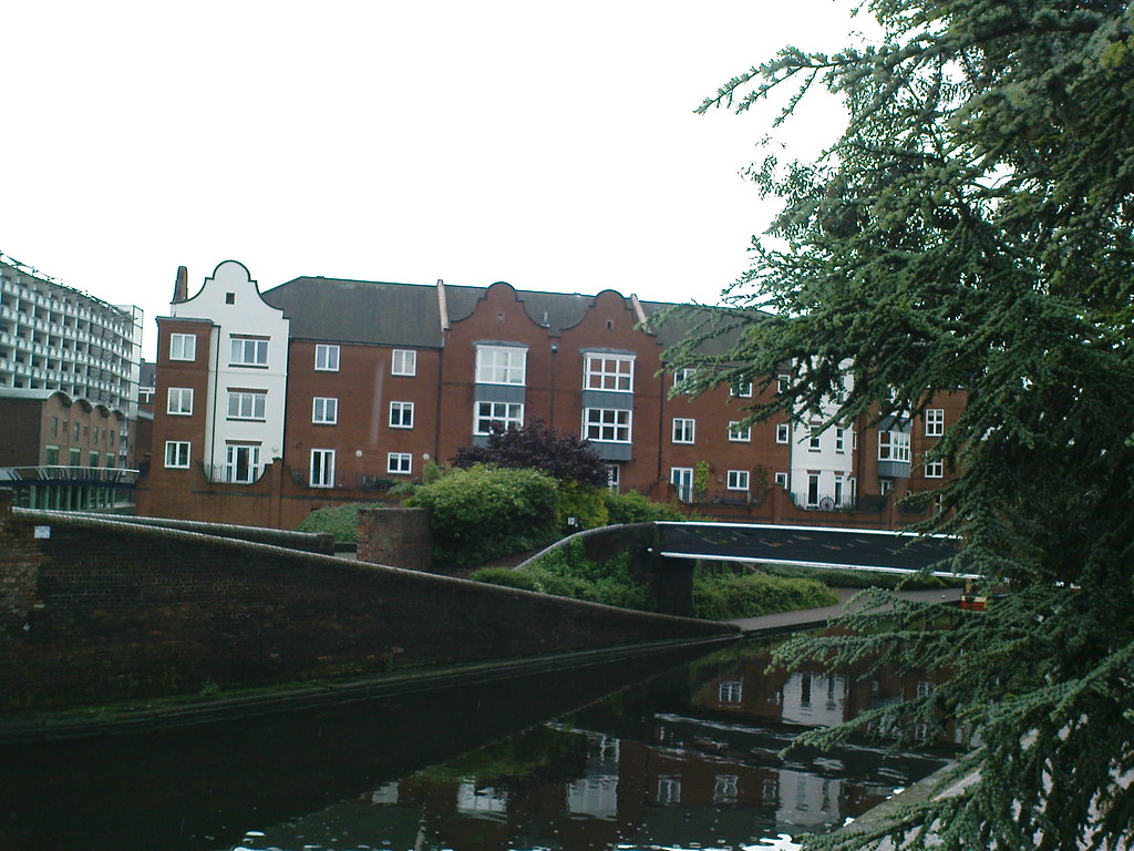 City Centre apartments in Brindleyplace a photo on Flickriver