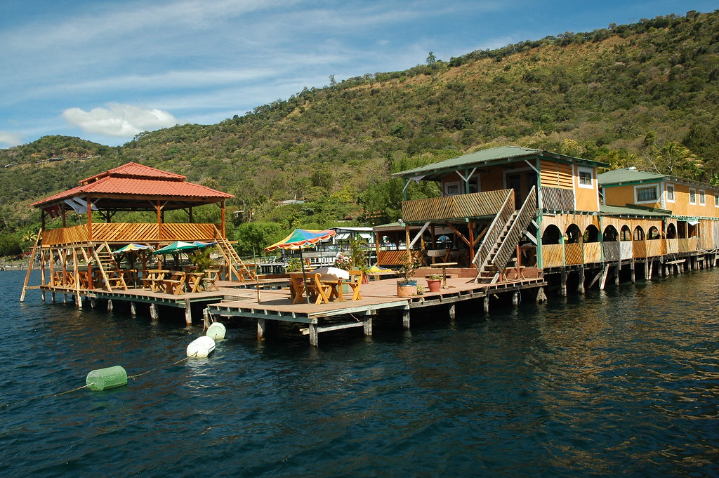 Hotel/Restaurante Lago de Coatepeque El Salvador GAB61 Flickr