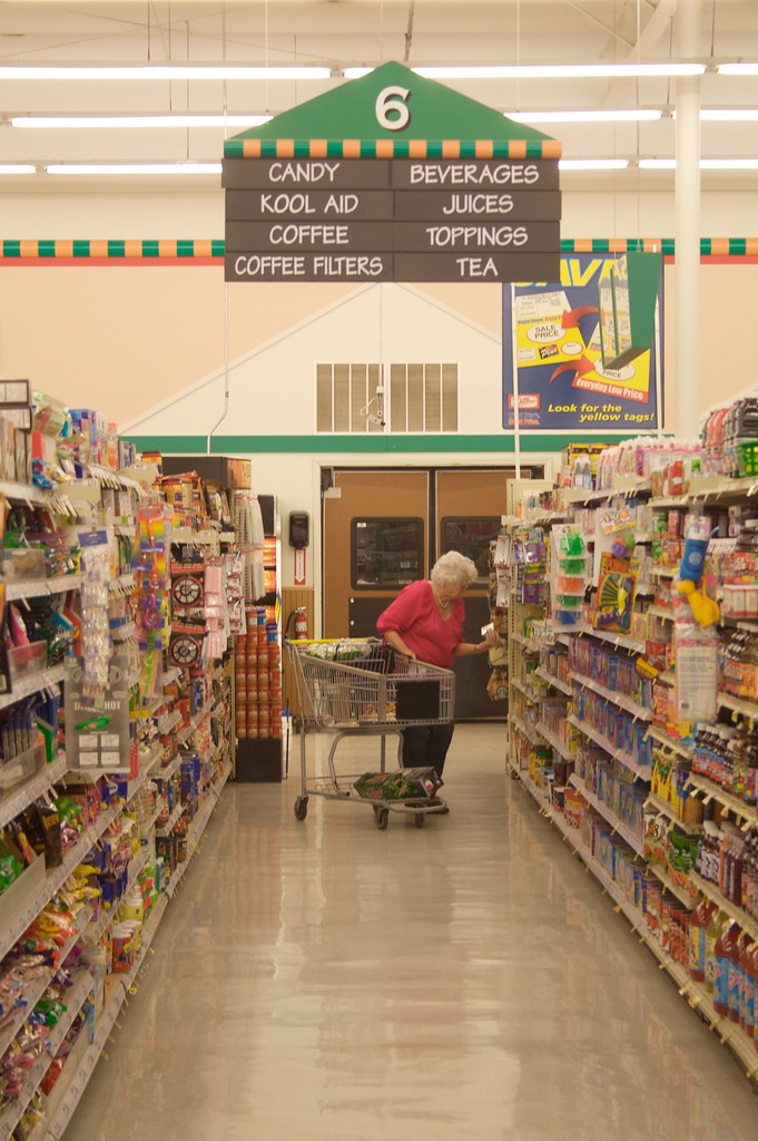shopping a grocery store in winfield, ks Jesse Garrison Flickr