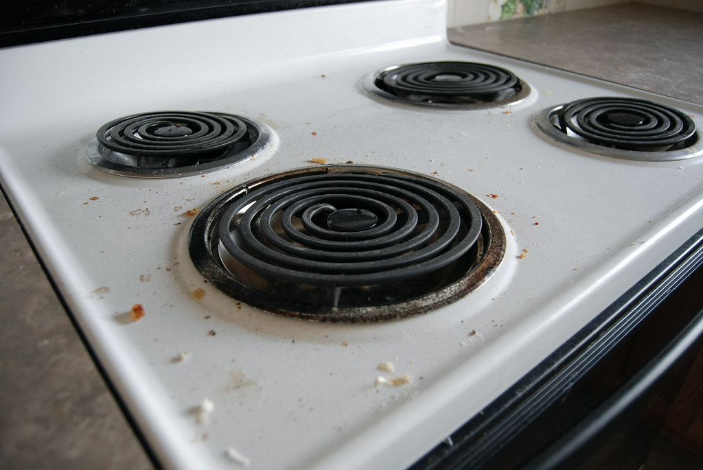 Electric Stove Looking at homes for sale, I'm amazed at ho… Flickr