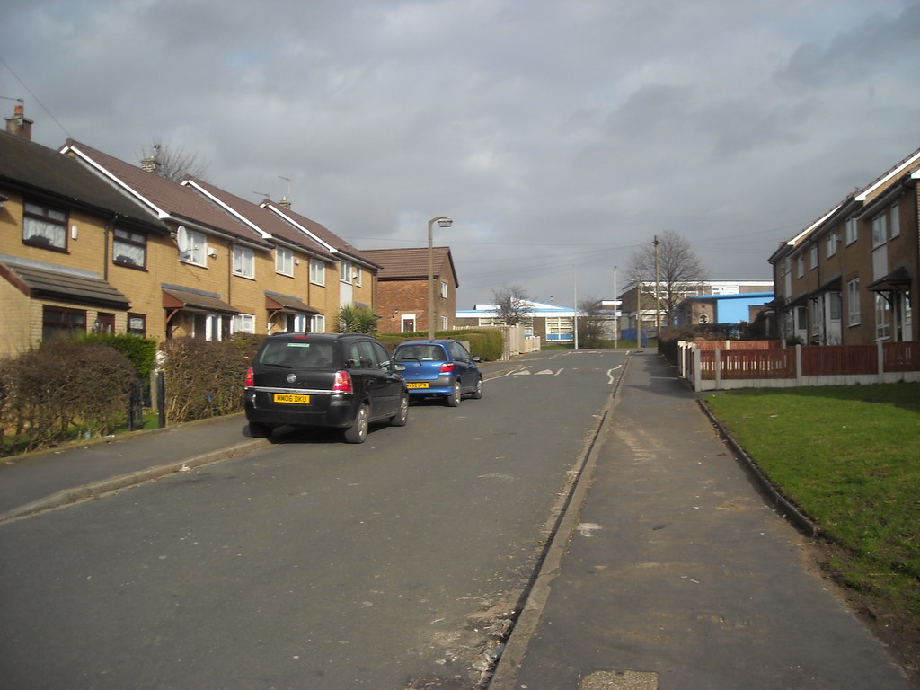 Harris Close, Darnhill I think it's called that, many of t… Flickr