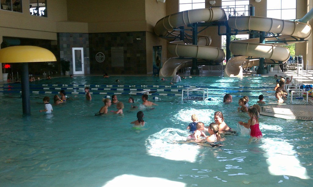 Kids and parents enjoying the pool! Life Time kids and par… Flickr