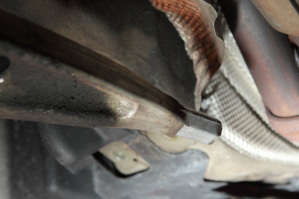 E46 Lower Control Arm Bushing Replacement E46 (2002 BMW 33… Flickr