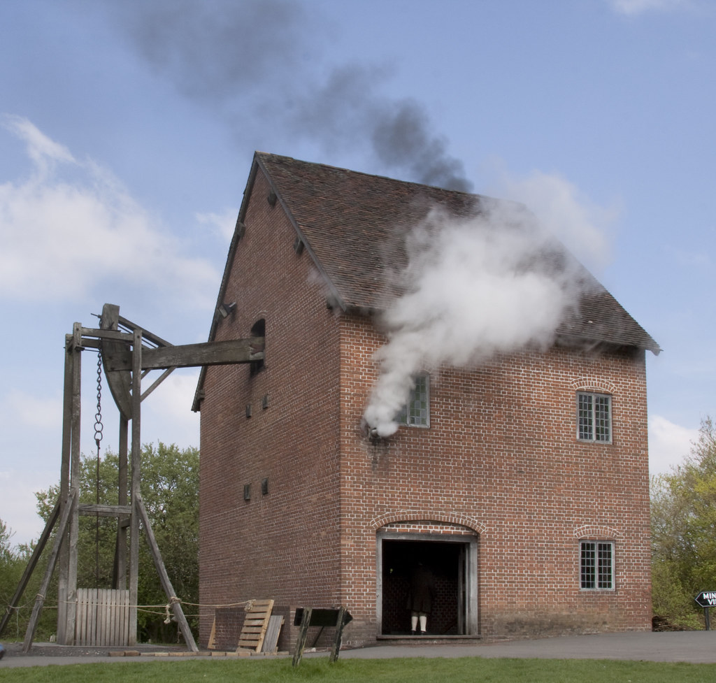 Engine House A full scale working replica of that 1712 eng… Flickr