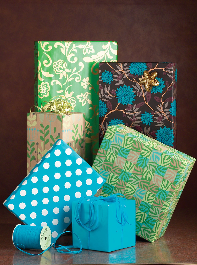 Gift Wrap Patterns Galore If you're like me, you may strug… Flickr
