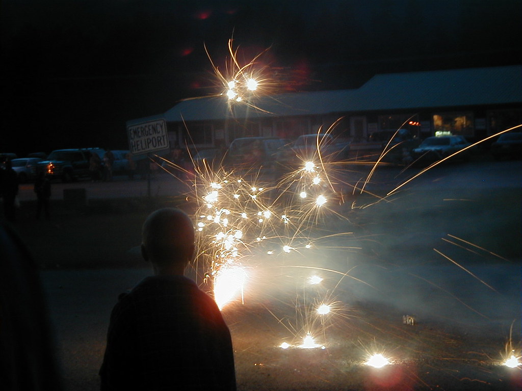 Hungry Horse, MT 4th of July 2002 These fireworks photos… Flickr