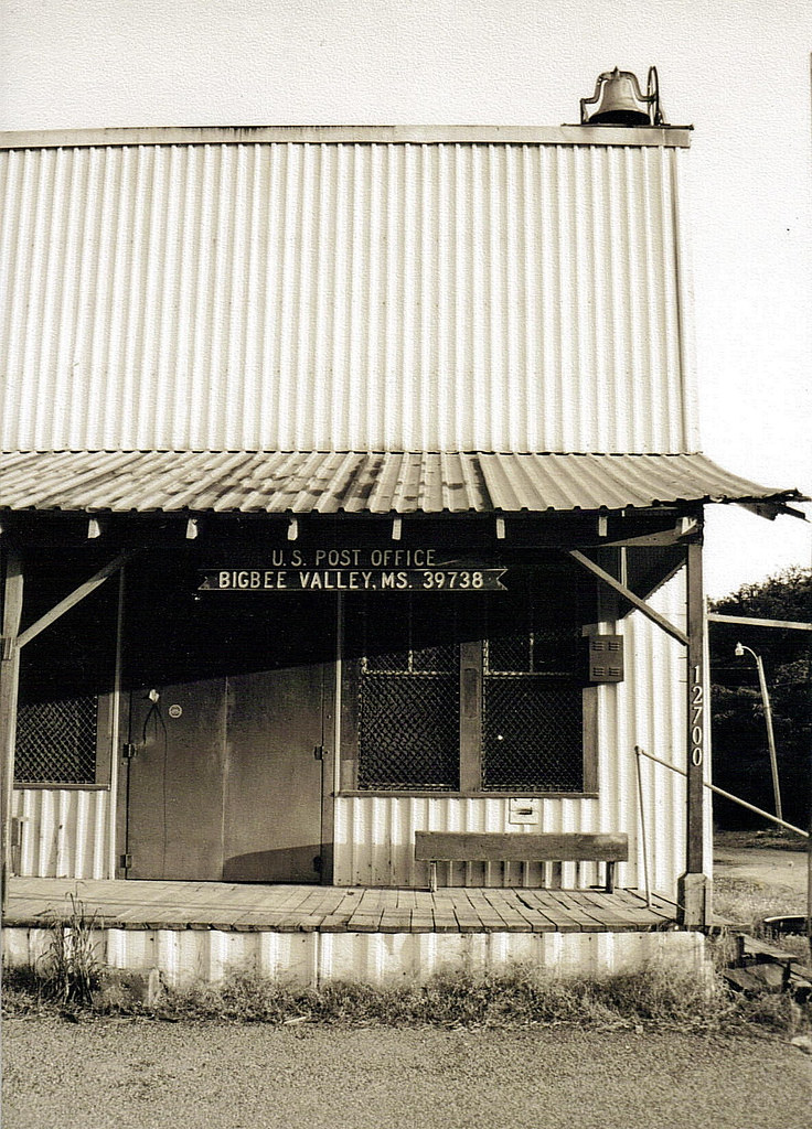 bvalley Scan of 2004 pic of Bigbee Valley MS post office Chris