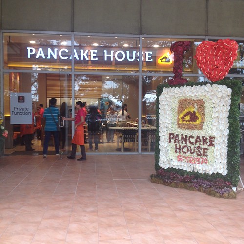Pancake House Facade (SM City Baguio) Aldrick Agpaoa Flickr