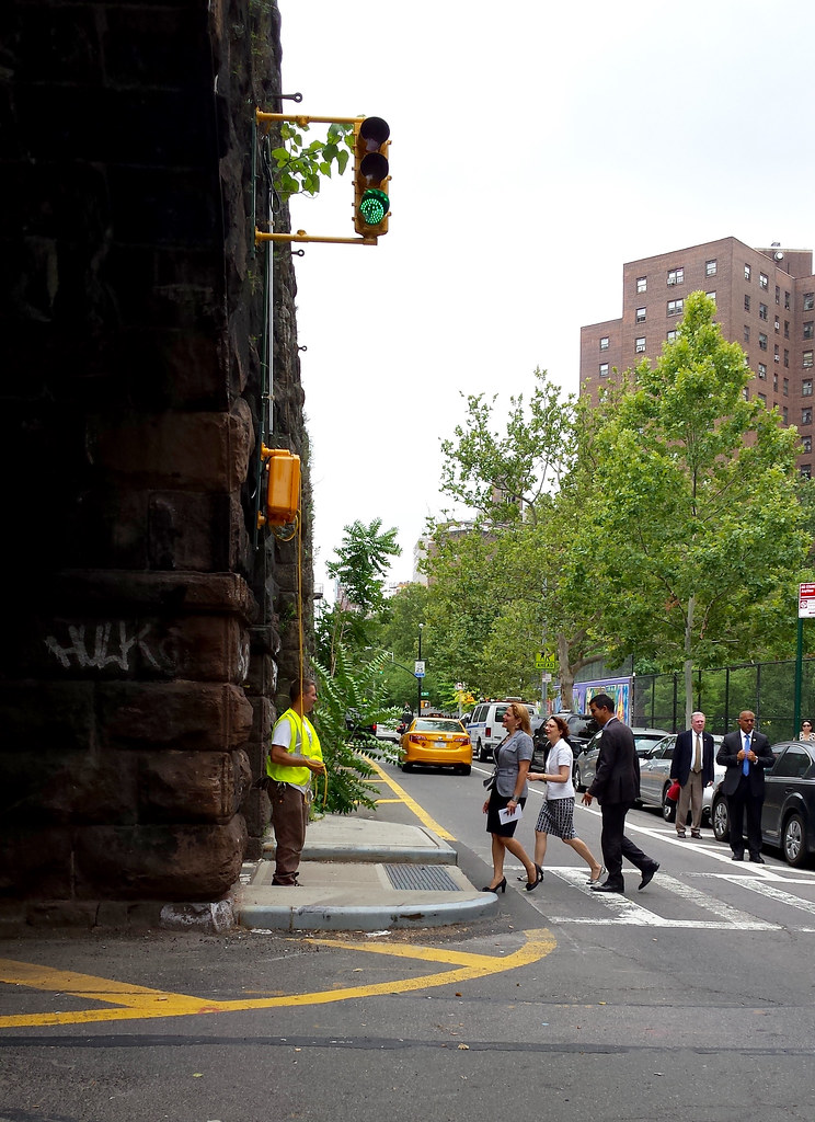 Park Ave & 106th St. Pedestrian Safety Improvements 7141… Flickr