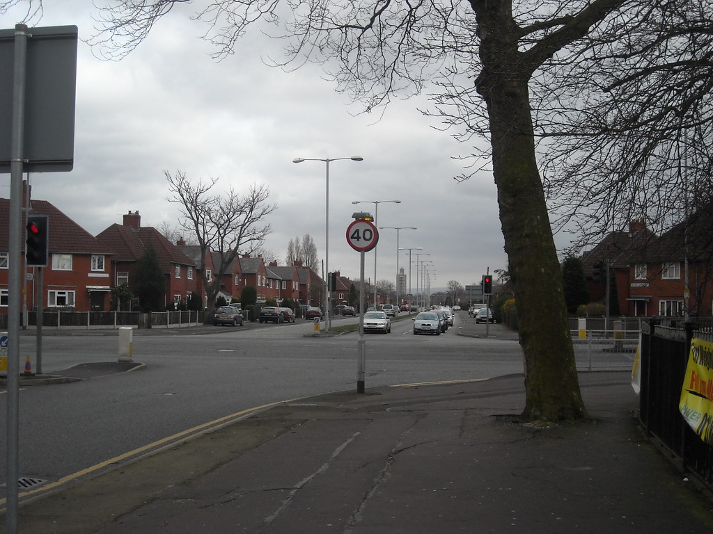 Wilbraham Road, Fallowfield Taken right from the border of… Flickr