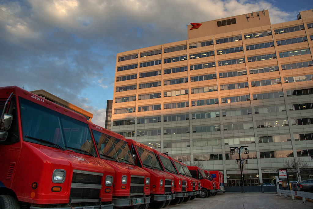 Canada Post Graham Avenue, Winnipeg, Manitoba (built 1958)… Bryan