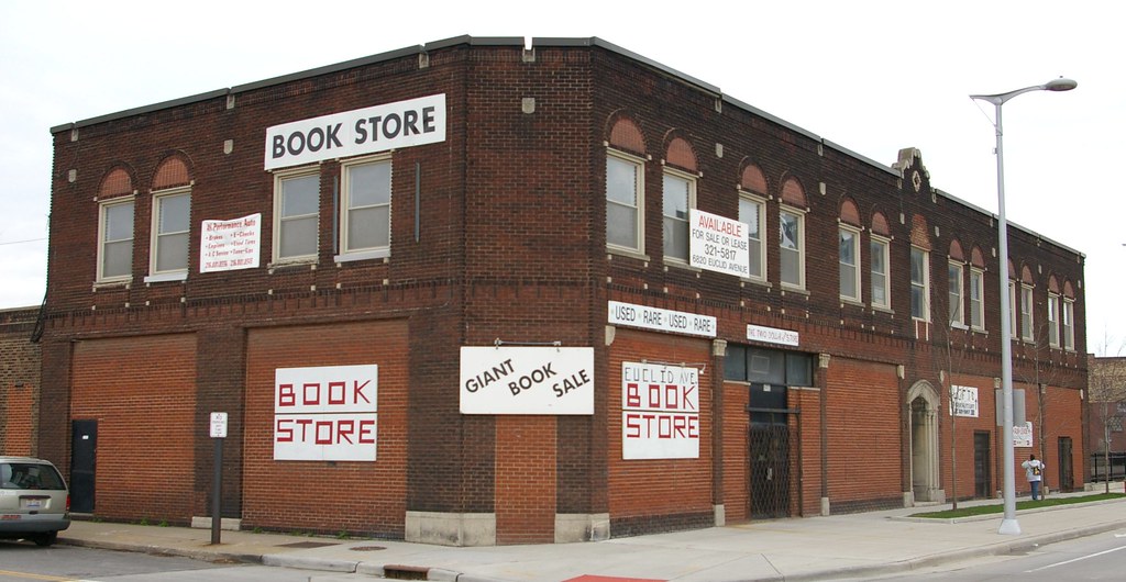 Two Dollar Rare Book Store The best used bookstore in the … Flickr