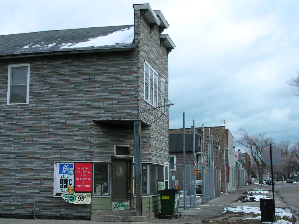 apartment above the corner store NE corner of Racine and 4… Flickr