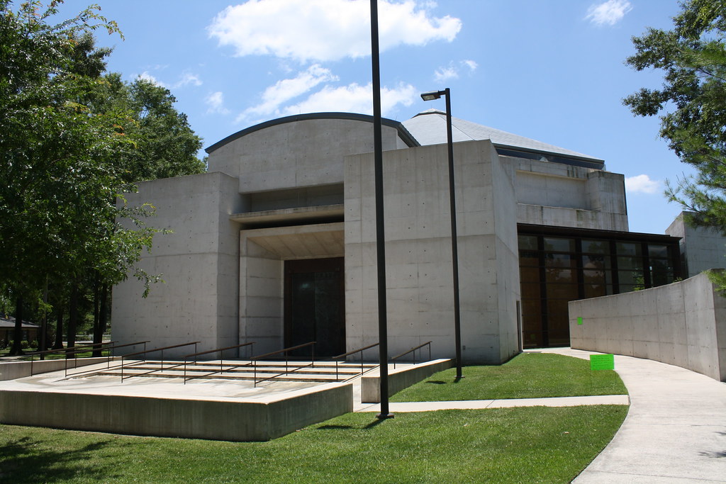 St. Jean Vianney Catholic Church 7 St. Jean Vianney Cathol… Flickr