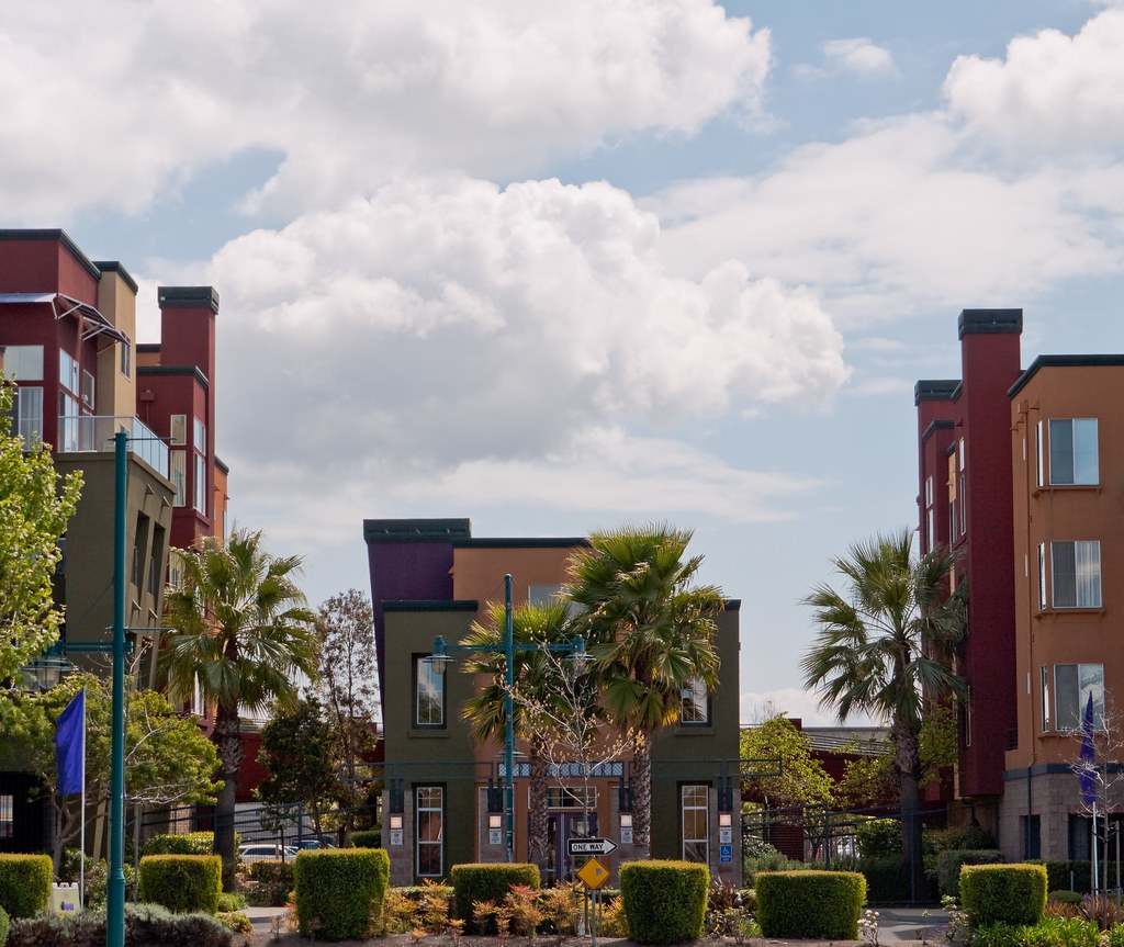 Nicely Framed The buildings (Bridgecourt apartments in Eme… Flickr
