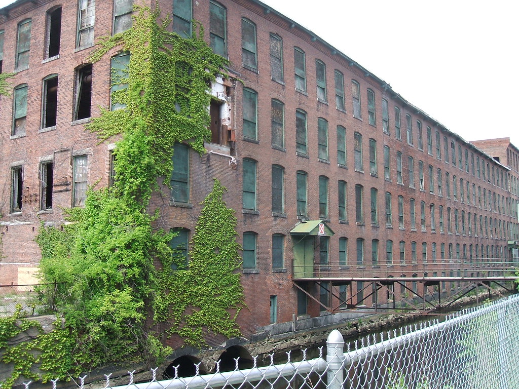Lowell mills Old mill in Lowell, MA. Red X on door indicat… Flickr
