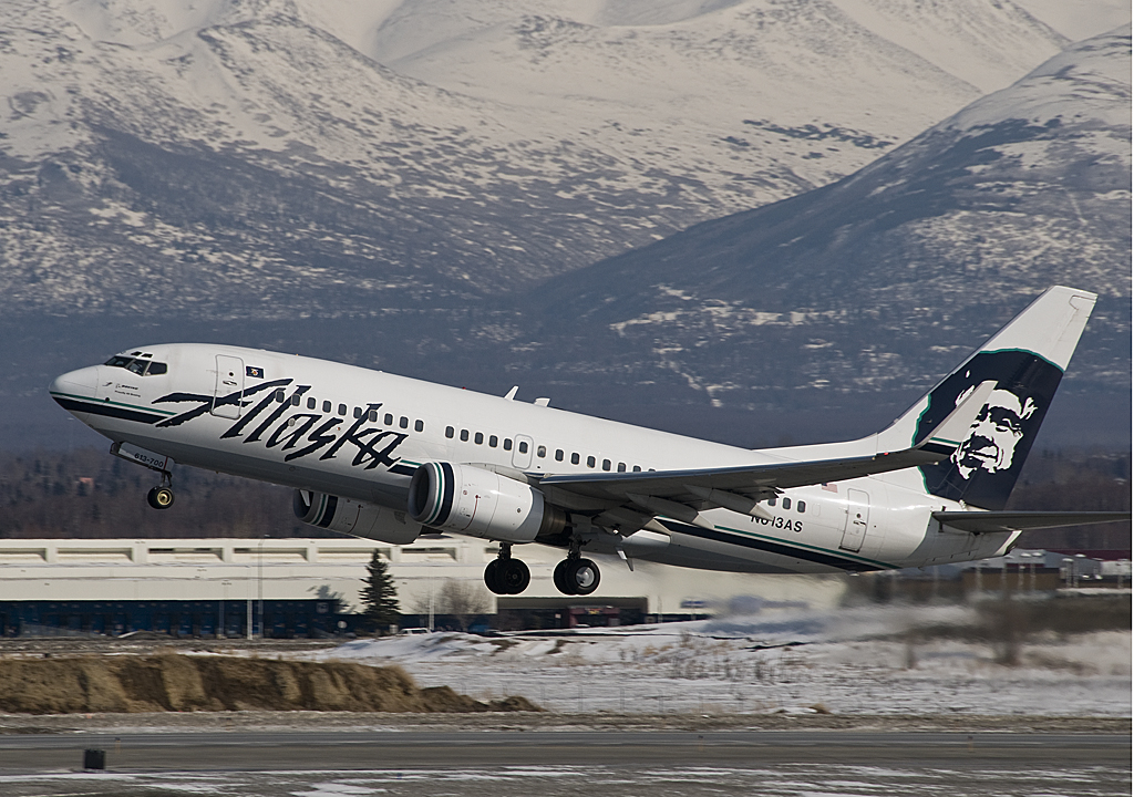 Alaska Airlines Anchorage Alaskan Airline Boeing 737 tak… Flickr